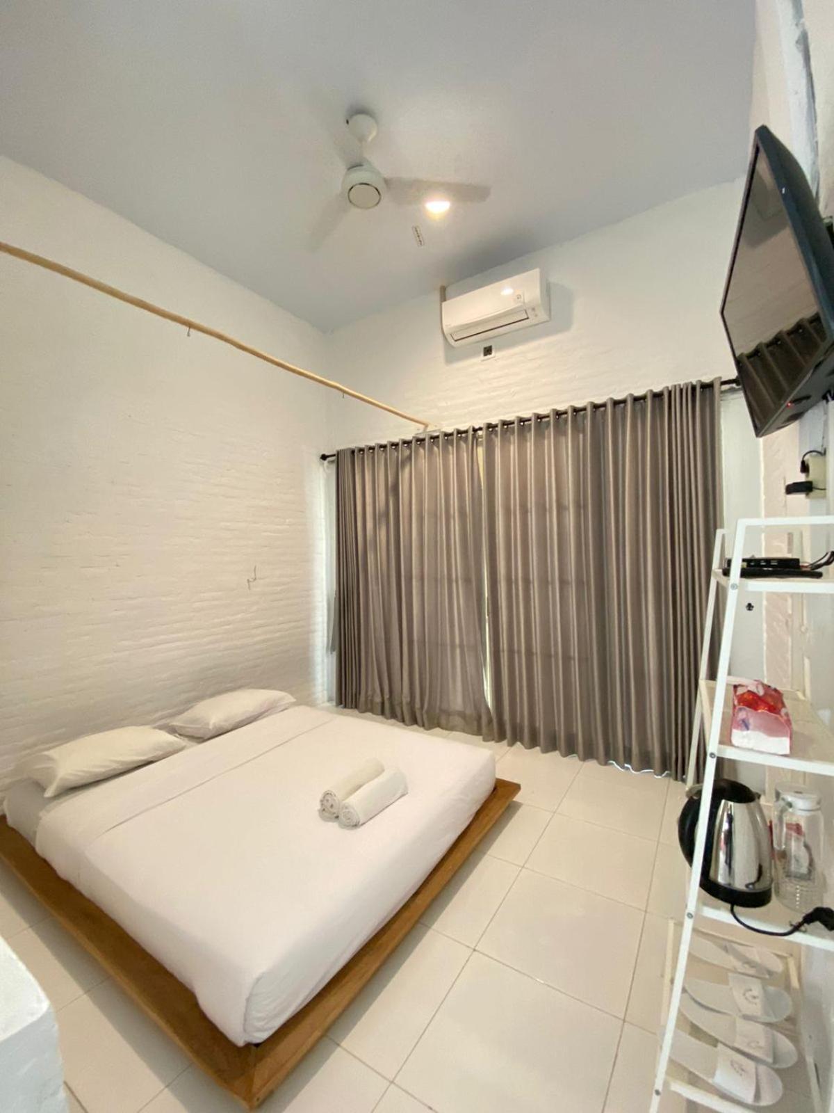 Pasir Putih Resort & Resto Maluk المظهر الخارجي الصورة